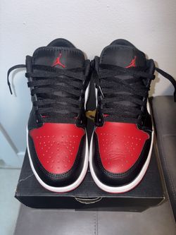 Jordan 1 Low (Size 9)