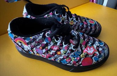 Heelys Shoes size 12C like rollerskates