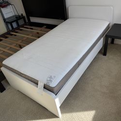 IKEA ASKVOLL Twin Size Bed Frame and Mattress Very Clean and Excellent Condition 