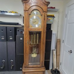 Howard Miller grandfather clock GC