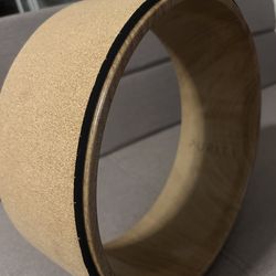Cork/wheel yoga wheel