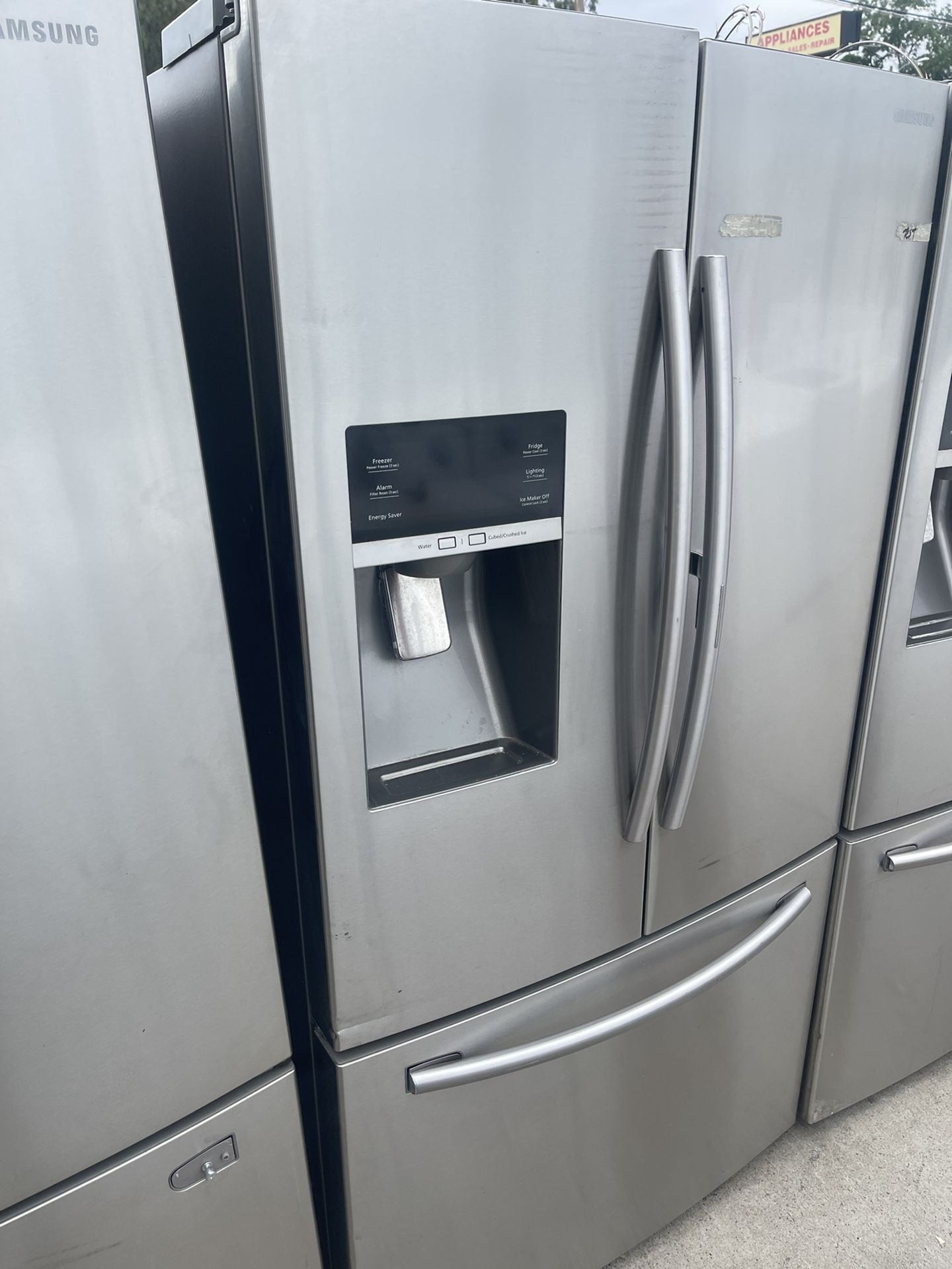 Samsung Beverage door refrigerator