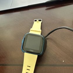 Fitbit Versa 