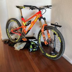 27.5 INTENSE Mountain Bike.   