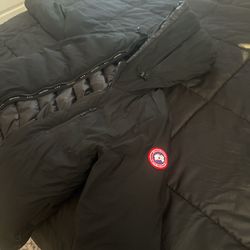 AUTHENTIC REAL worn 3 Times Canada Goose Jacket black Large