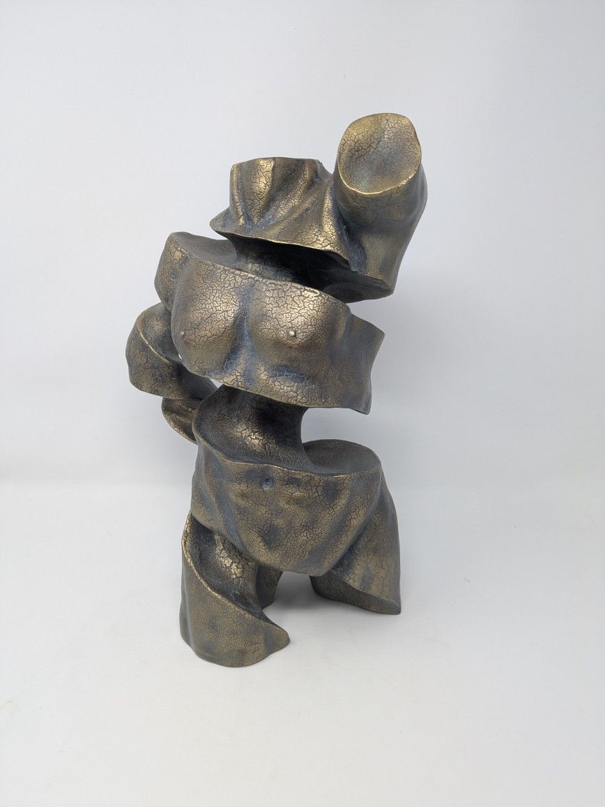 Surrealist Sculpture: Vitruvian Collection (TMS 2005)