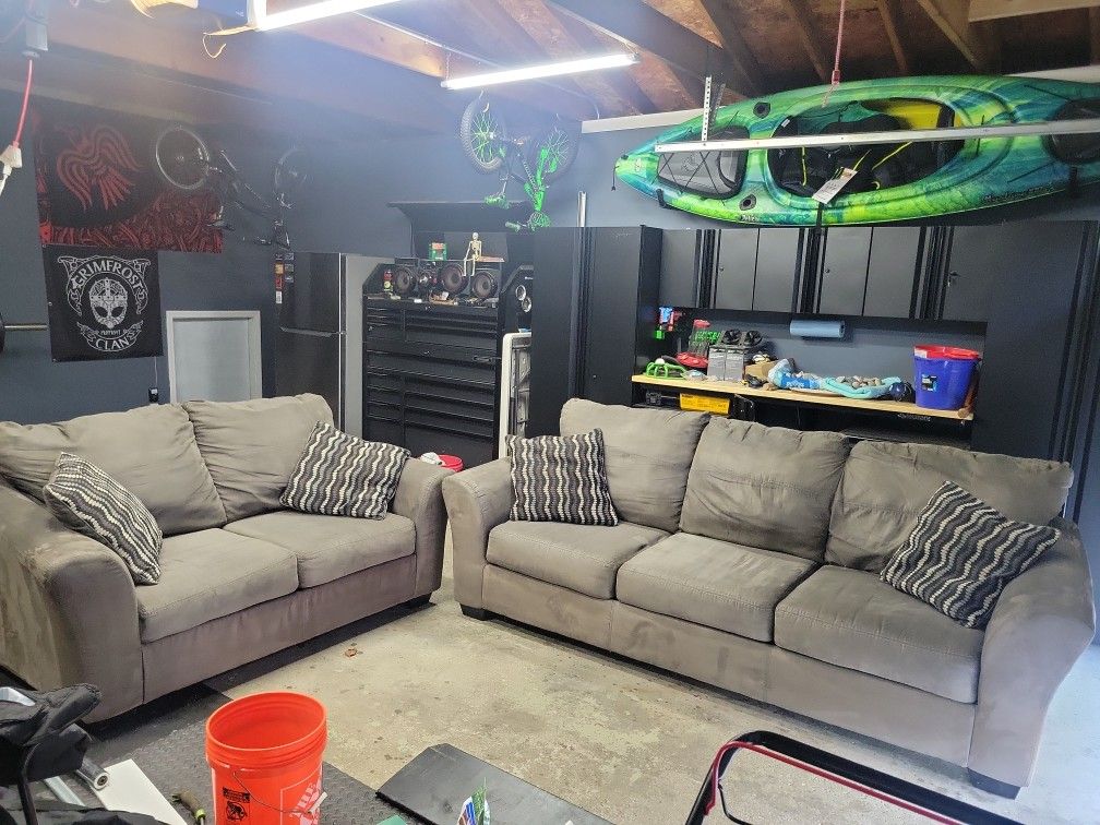 Cloth Sofa And Love Seat