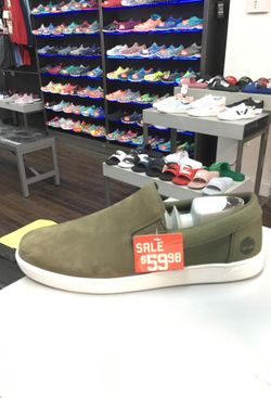 Timberland men slip on size 8.5,11 left