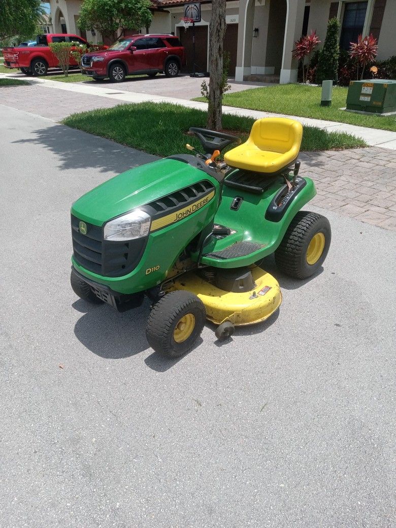 John Deere Tractor