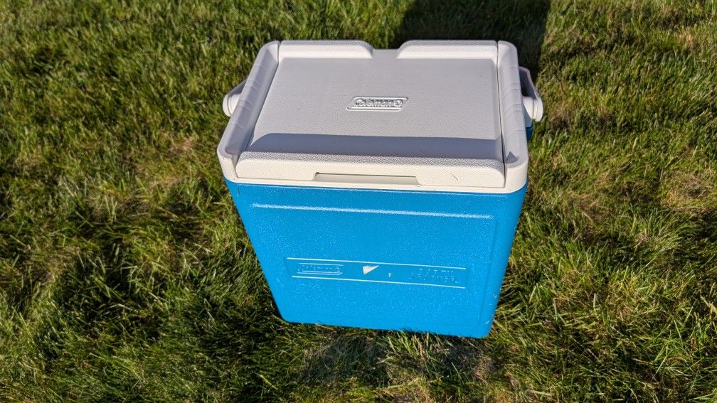 Coleman 20-Can Party Stackable Cooler