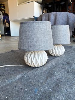 2 bedroom table lamps