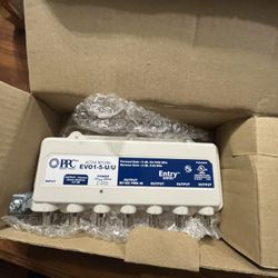 C.P. Company PPC Belden 5-Port Cable Amplifier EVO1-5-U/U with Power Adapter