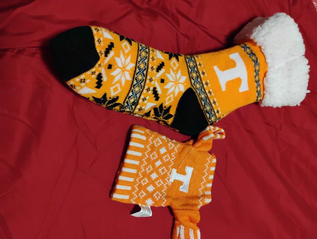 Tennessee Volunteers Brand New Socks And A Brand New Christmas Ornament