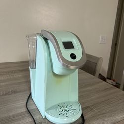 Keurig 2.0 2000 Oasis Coffee Maker 