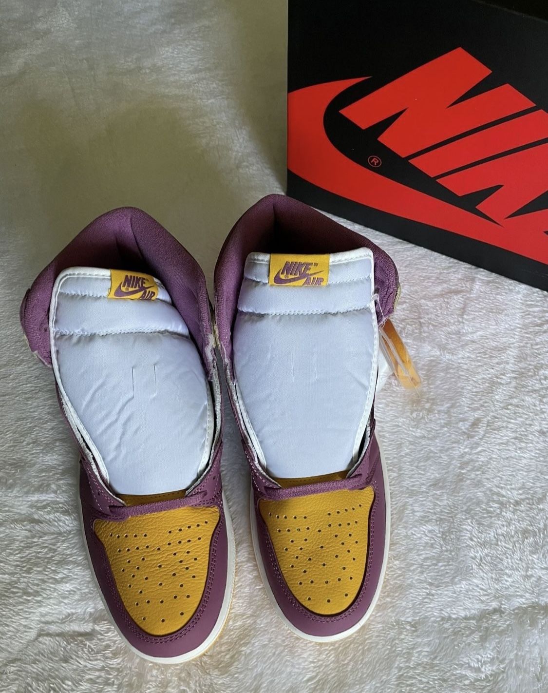 Air Jordan 1 Retro ‘Brotherhood’  