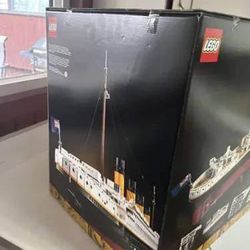 Lego Titanic Ship 10294