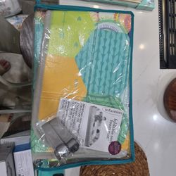 Infantino foldable soft foam play mat