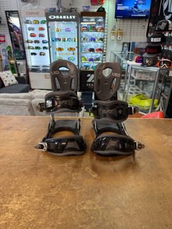 LTD large snowboard, bindings certified with warranty located at Sin city snowboards