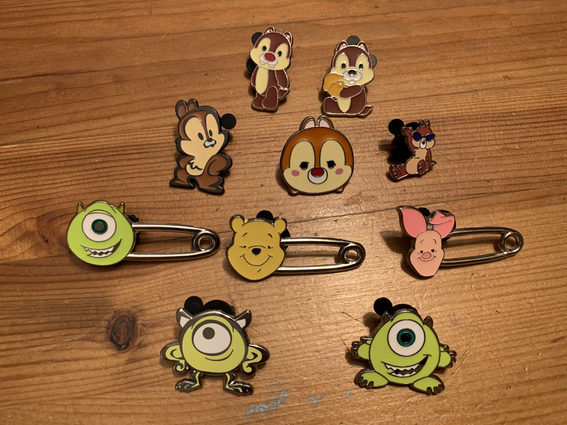 Disney Trading Pins- chip/dale and friends