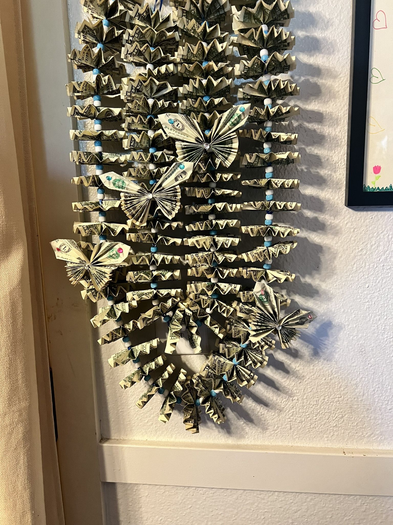Money leis