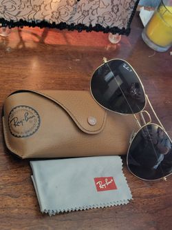 Ray-Ban Aviator Sunglasses