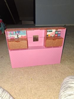 LOL Doll Storage