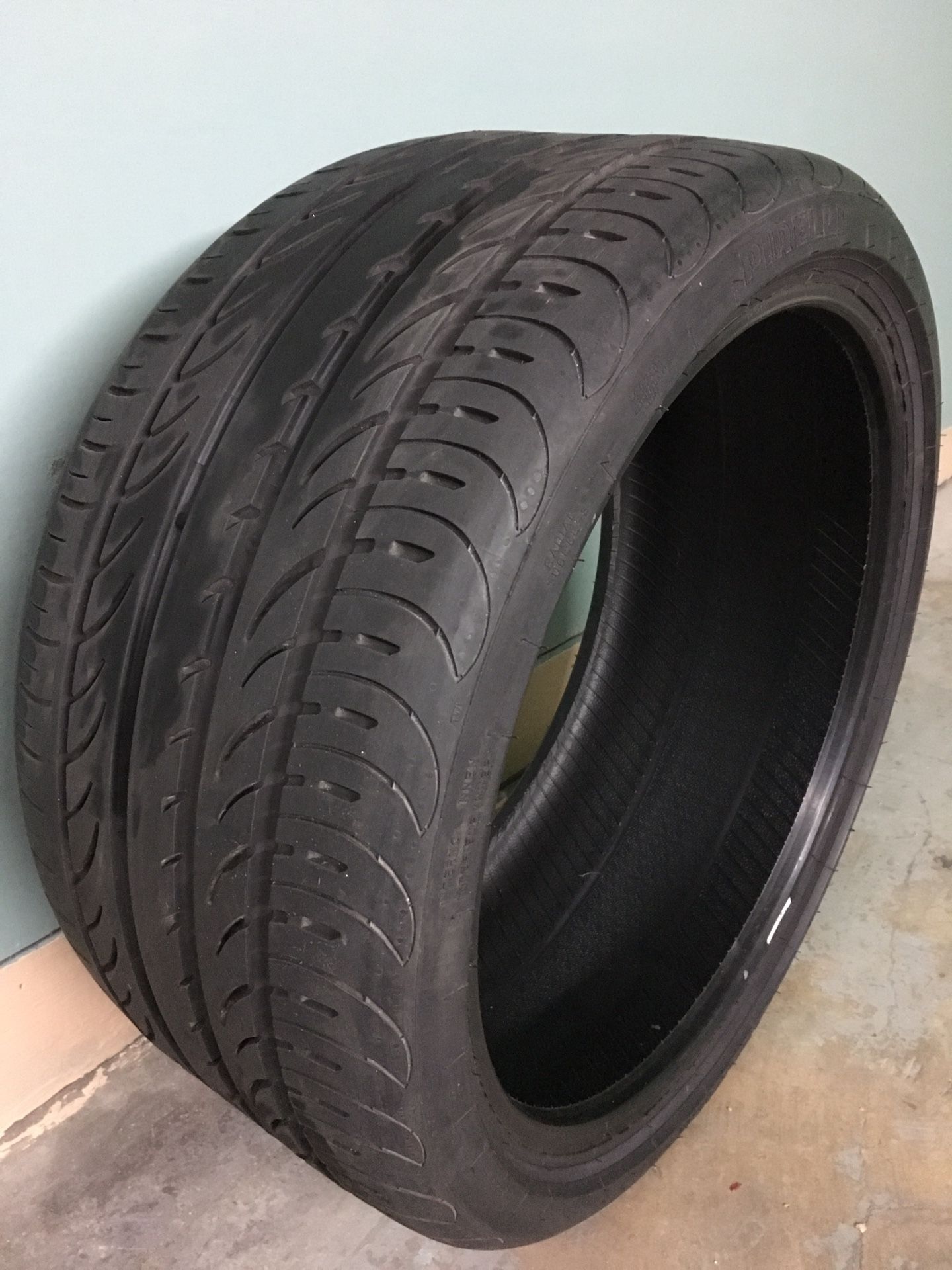 Pirelli P Zero Nero GT 275/30R19XL 96Y