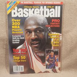 ULTIMATE SPORTS BASKETBALL YEARBOOK MAGAZINE '96-'97 * PRO & COLLEGE NBA NCAA HOOPS MJ JORDAN BULLS 