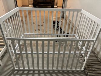 Crib/toddler bed