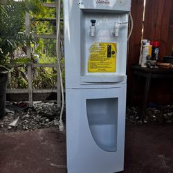 Sunbeam Water Dispenser 