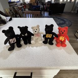 Five Racing Beanie Baby Bears. They’re Really Fast.