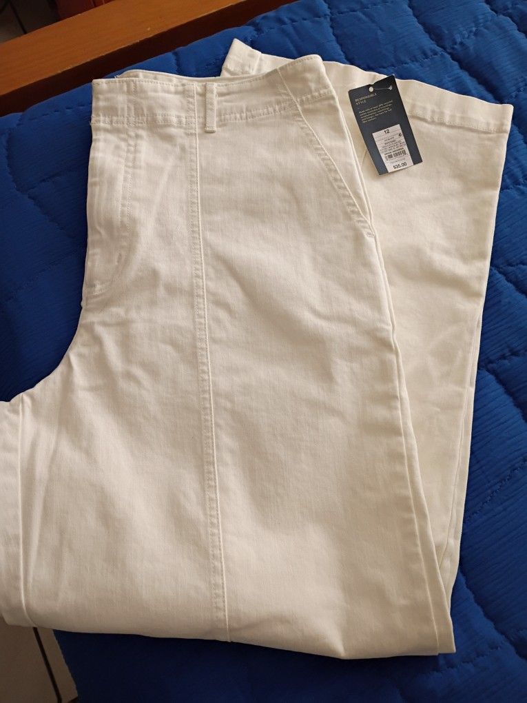 Vendo Bonito Pantalón Blanco Nuevo Zize 12 De Campana