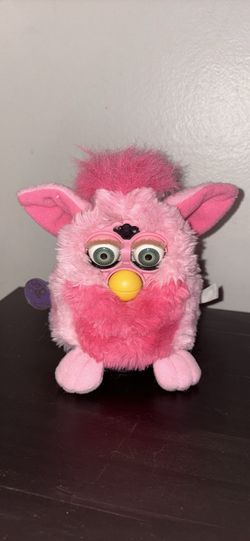 1999 Vintage Y2K Hot Pink Furby
