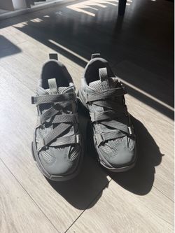 Steve Madden Walking Shoes