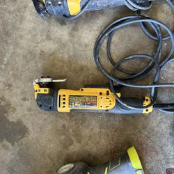 Dewalt Multi tool 