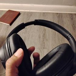 Sony wH-CH720N Noise Cancelling Wireless Headphones