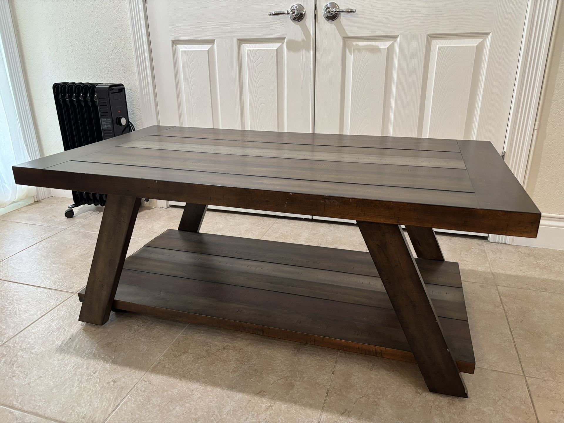 Stylish Used Cocktail Table Great Condition!