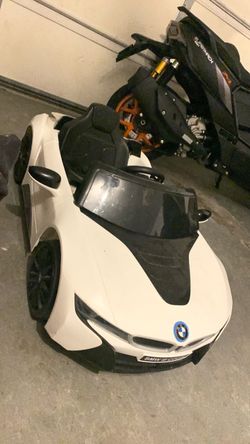 BMW I8 ride on car