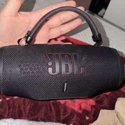 JBL charge 6
