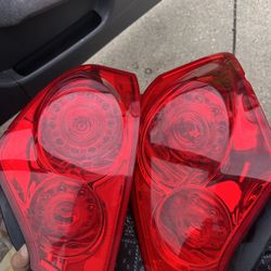 infinity g37 2010 tail lights 