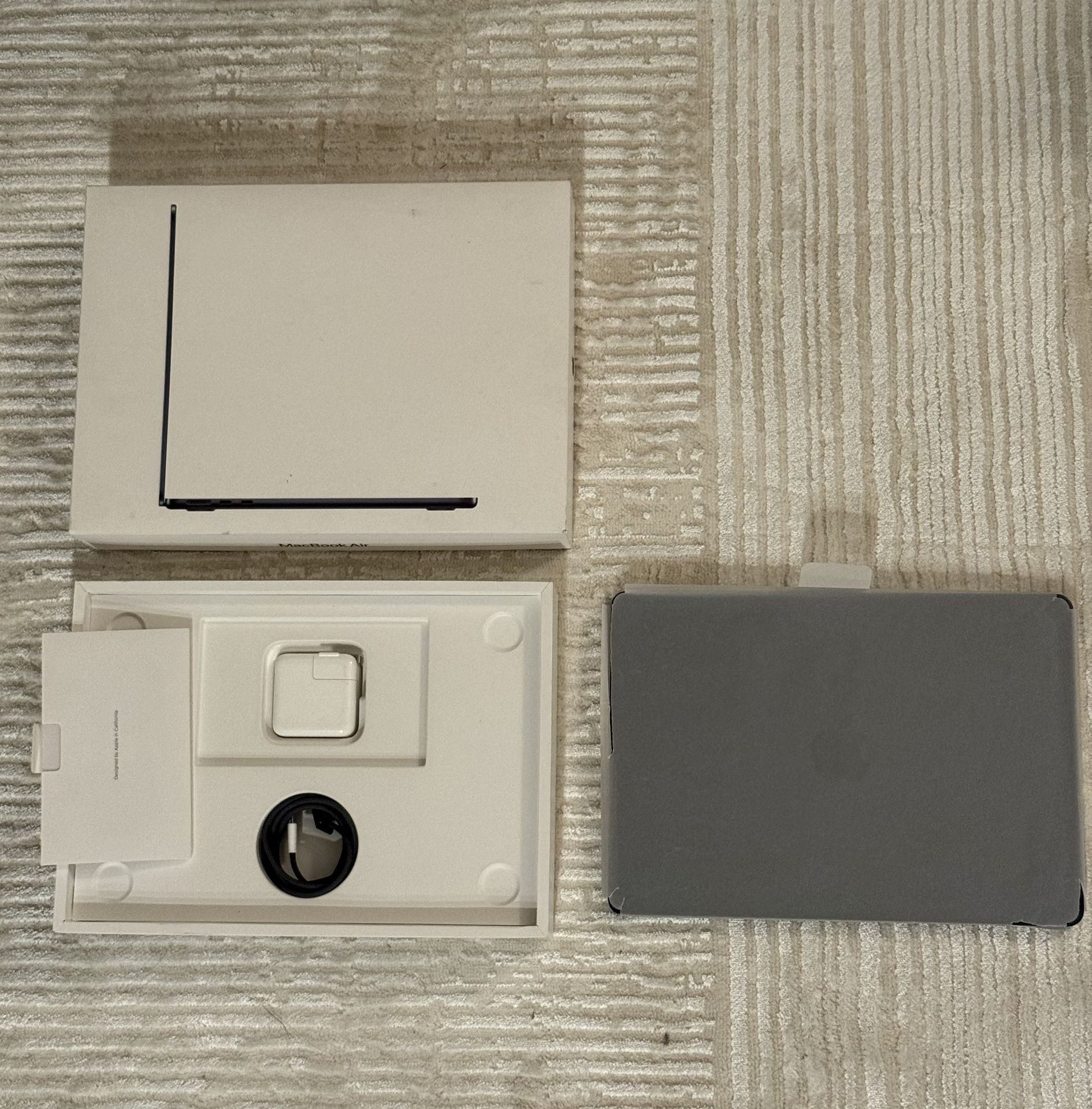 Macbook Air M3 13 Inch