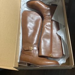 Clarks Boots Size 8M