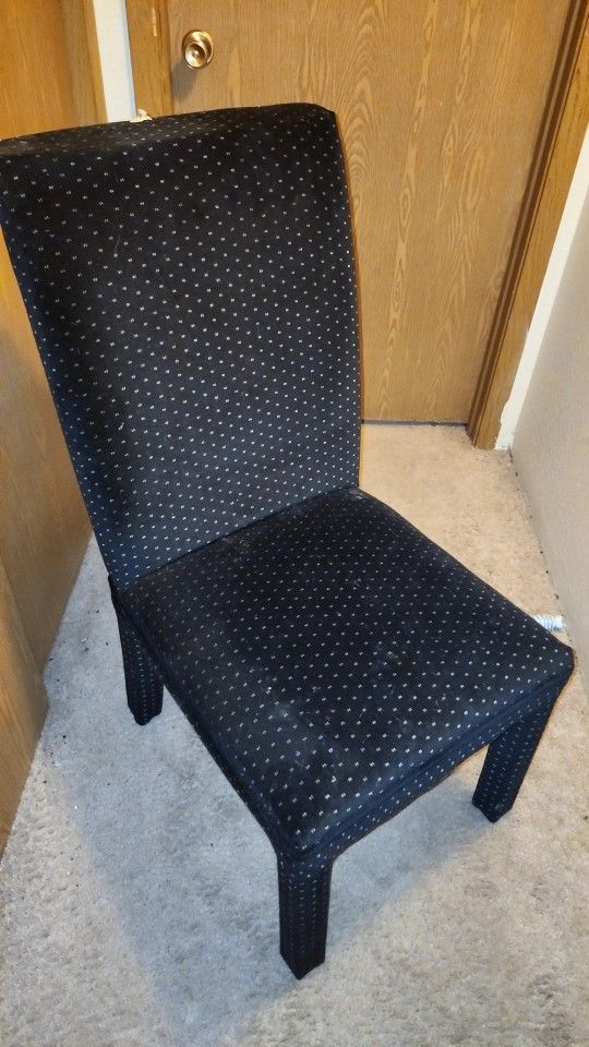 Set Of 5 Chairs