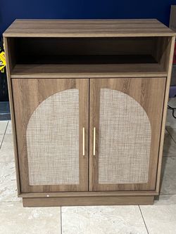 Storage cabinet