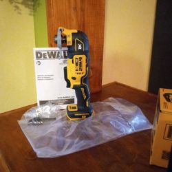 DeWalt 20 V New. Multi Tool. 3 Speed. XR.