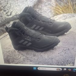 Men’s Black T-Rex AX4 Mid Gore-Tex Hiking Shoe Size 12 1/2 New Box