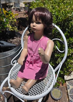 Girl seating Mannequin