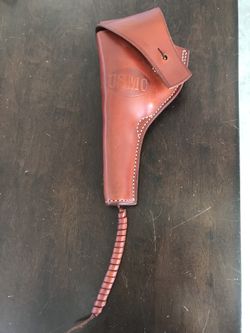 Gun holsters