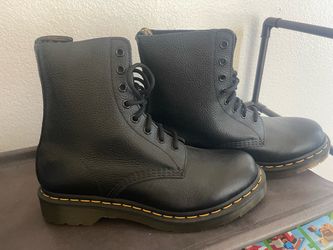 Doc Martin Boots