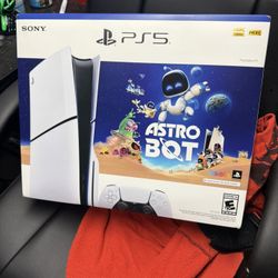 BRAN NEW  STILL IN BOX PS5 Astro Bot Edition